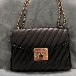 ❌SOLD❌Michael Kors crossbody